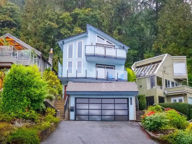 2727 PANORAMA DRIVE - photo 1 of 40