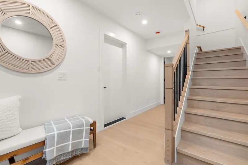 3 2531 PARK DRIVE - photo 2 of 25