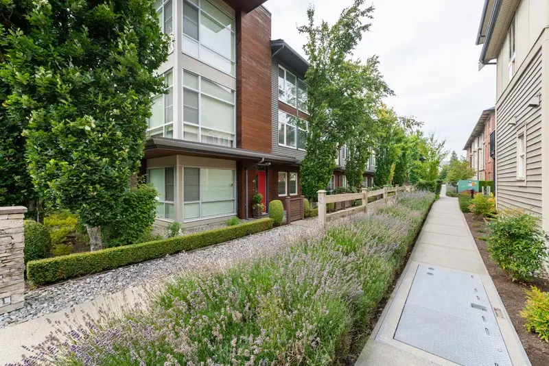 46 16223 23A AVENUE - photo 3 of 25