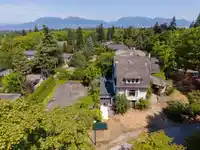 4987 CONNAUGHT DRIVE - thumbnail 3
