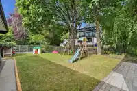 7268 YORK CRESCENT - thumbnail 36