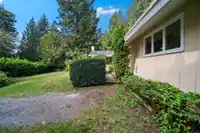 355 MATHERS AVENUE - thumbnail 8