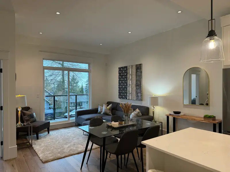 250 E 28TH STREET - photo 3 of 24