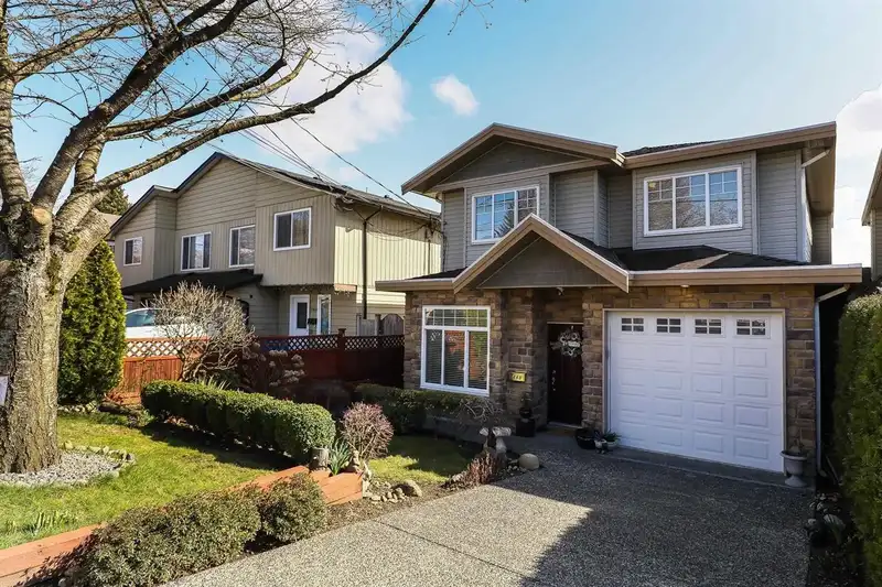 7448 17TH AVENUE - photo 1 of 20