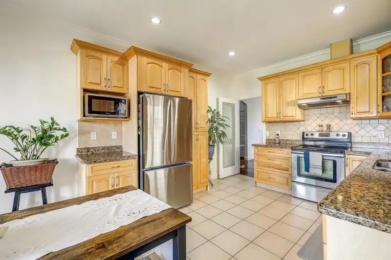 7448 17TH AVENUE - photo 4 of 20