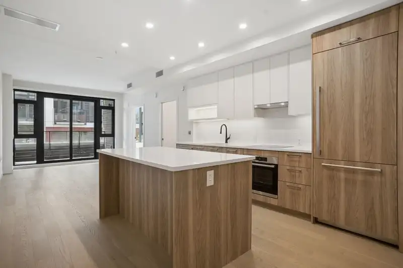 204 8398 OAK STREET - photo 1 of 18