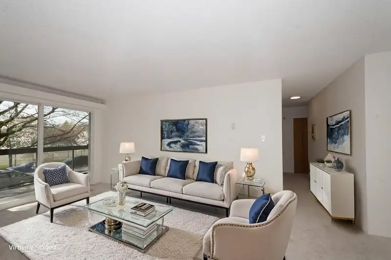 205 1429 E 4TH AVENUE - photo 4 of 40