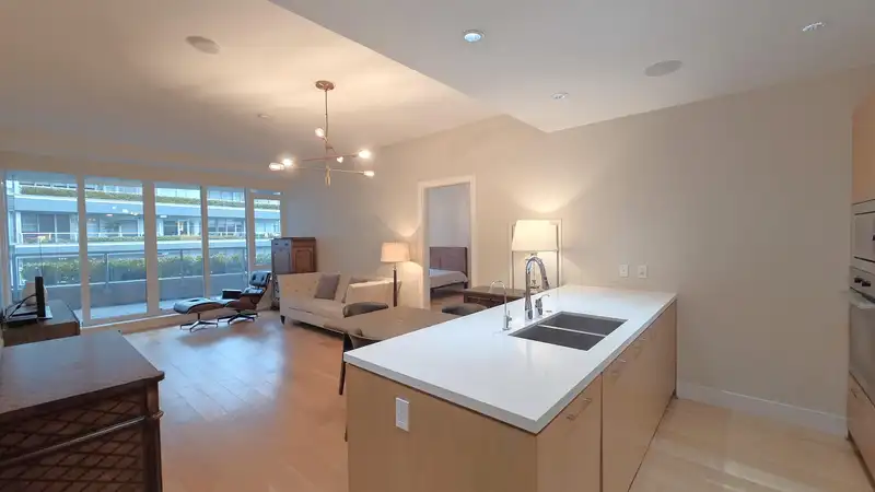 400 888 ARTHUR ERICKSON PLACE - photo 4 of 39