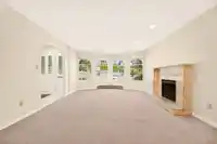 7275 VICTORIA DRIVE - thumbnail 3