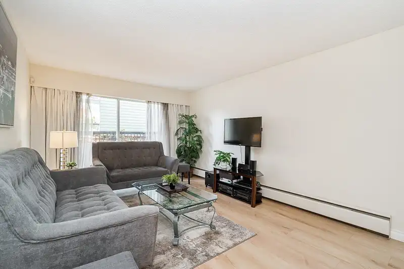 107A 8635 120 STREET - photo 4 of 25