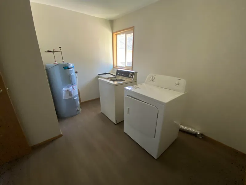 6 32286 7TH AVENUE - photo 4 of 5