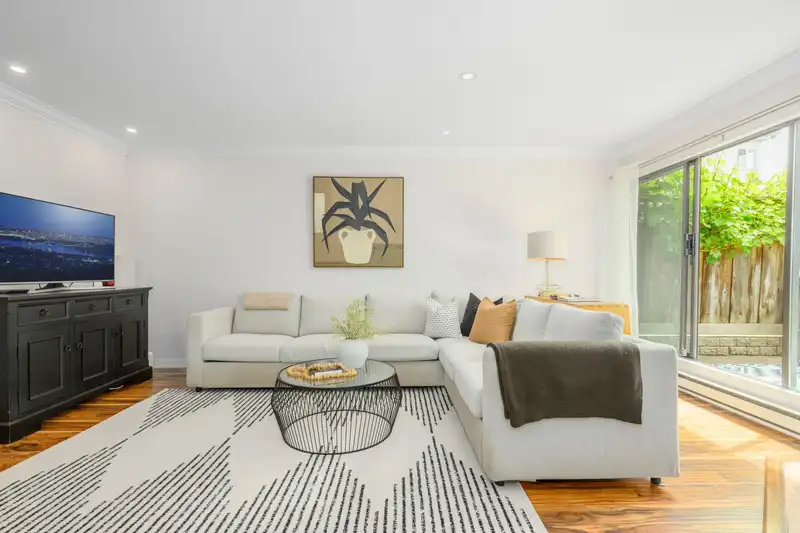 159 W 19TH STREET - photo 2 of 35