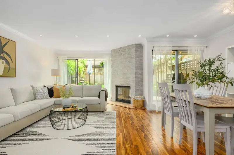 159 W 19TH STREET - photo 3 of 35