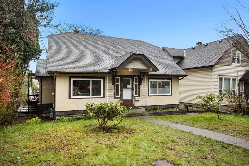 454 ROUSSEAU STREET - photo 1 of 32