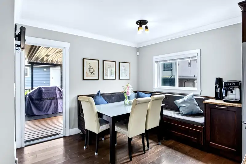 369 MUNDY STREET - photo 2 of 40