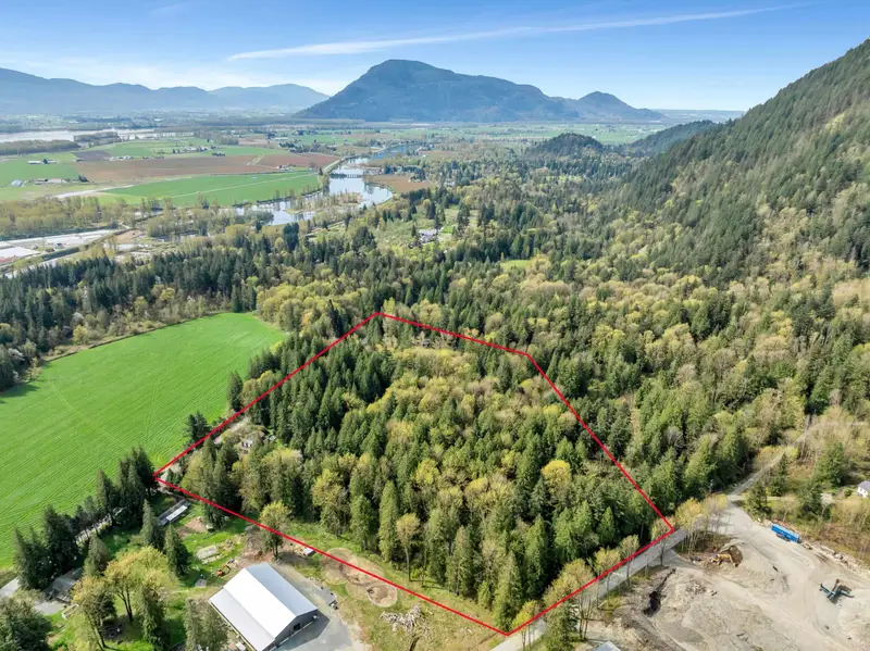 11069 BROOKS ROAD - photo 1 of 25