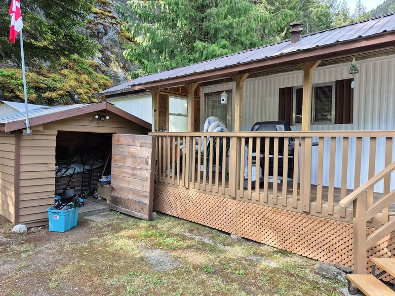 9 71860 SUMALLO ROAD - photo 4 of 25