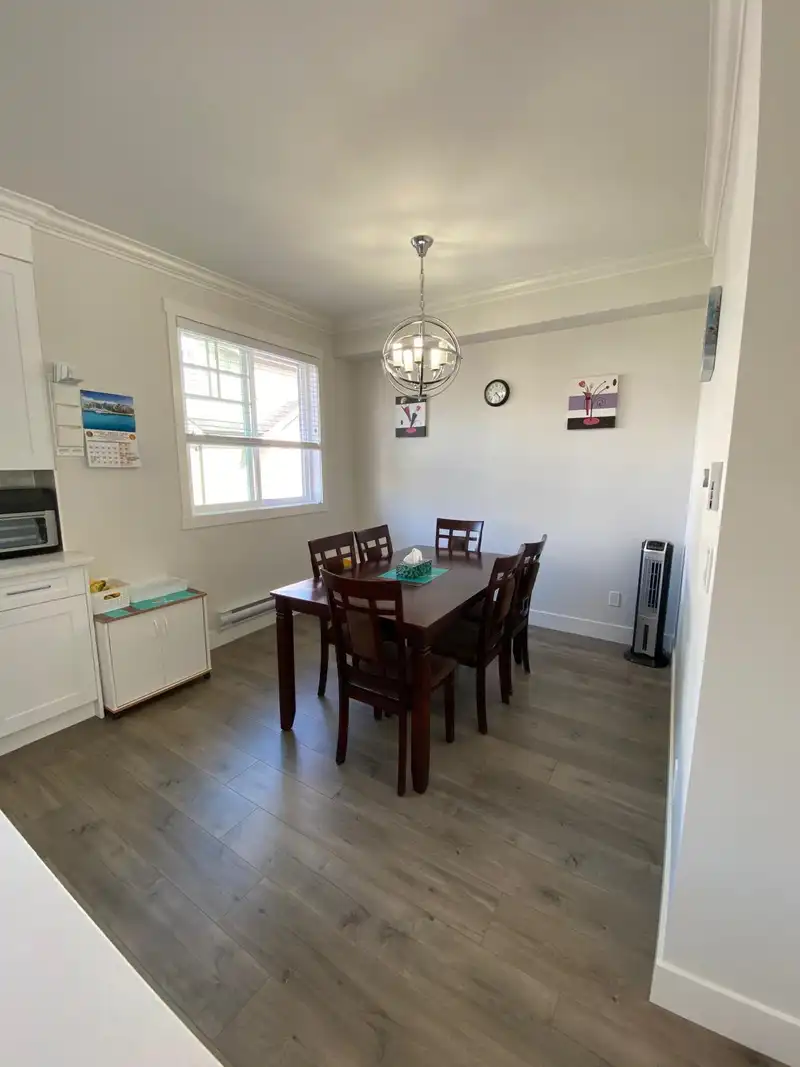28 13898 64 AVENUE - photo 3 of 25