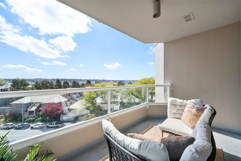 502 1065 QUAYSIDE DRIVE - photo 1 of 27