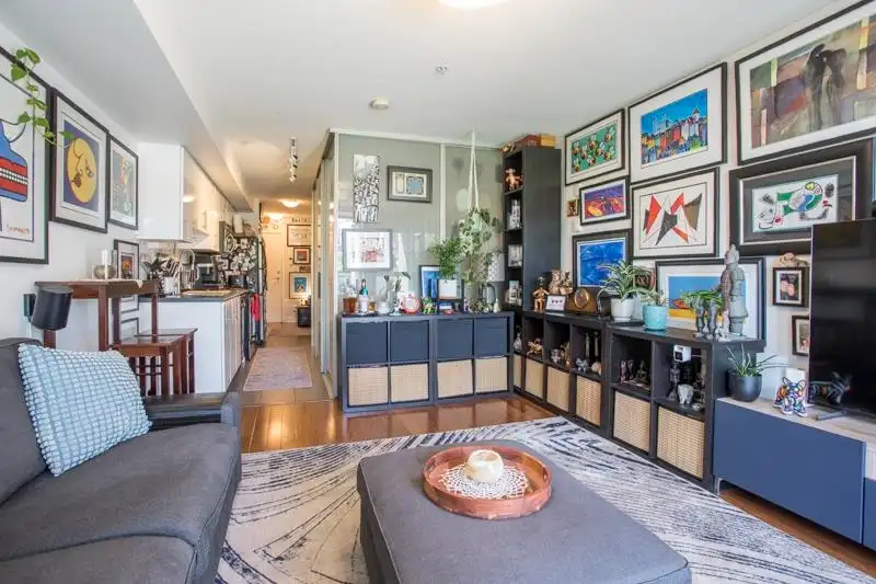 316 2150 E HASTINGS STREET - photo 4 of 24