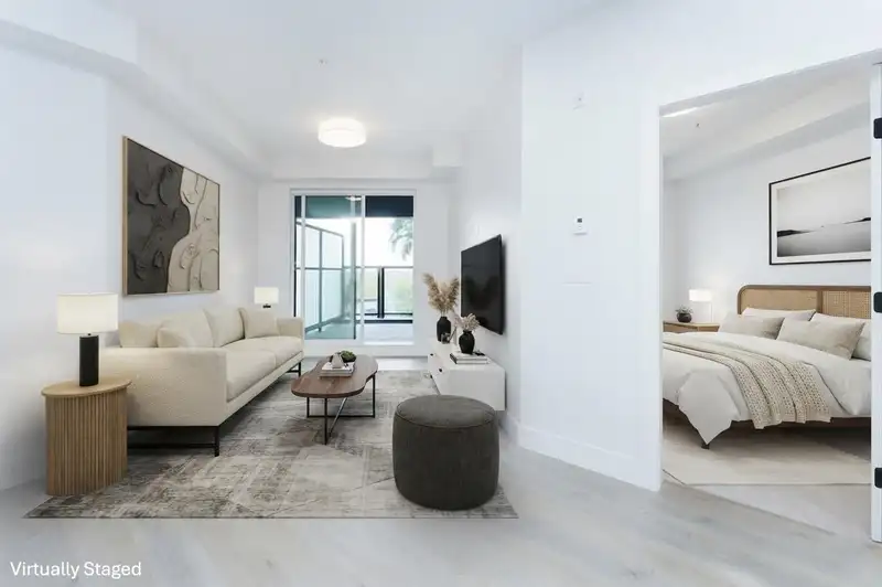 422 13458 95 AVENUE - photo 2 of 32
