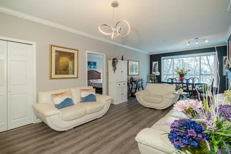 209 3098 GUILDFORD WAY - photo 4 of 40