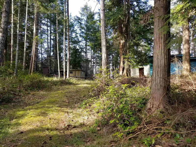 118 BURRILL ROAD - photo 3 of 18