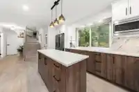 660 E 22ND STREET - thumbnail 18