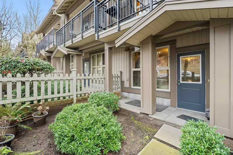 3 20326 68 AVENUE - photo 3 of 25