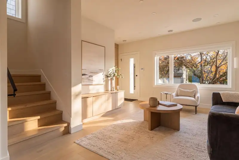 2 1937 TEMPLETON DRIVE - photo 4 of 36