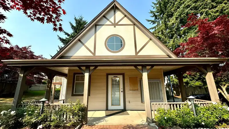 3 22771 NORTON COURT - photo 2 of 33