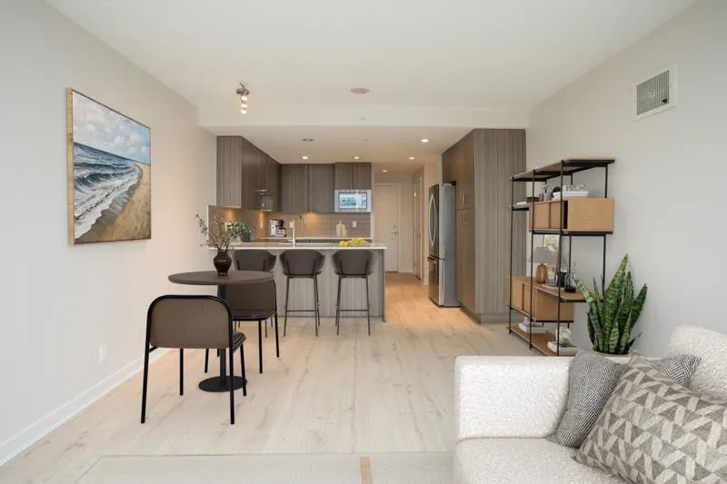 1205 125 COLUMBIA STREET - photo 4 of 25