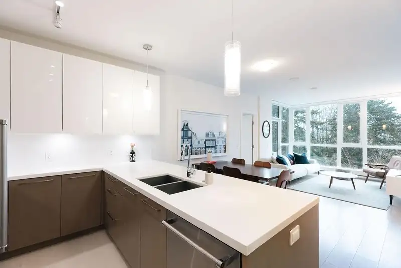 311 271 FRANCIS WAY - photo 2 of 40