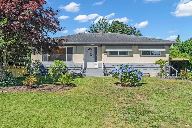 11937 220 STREET - photo 1 of 40
