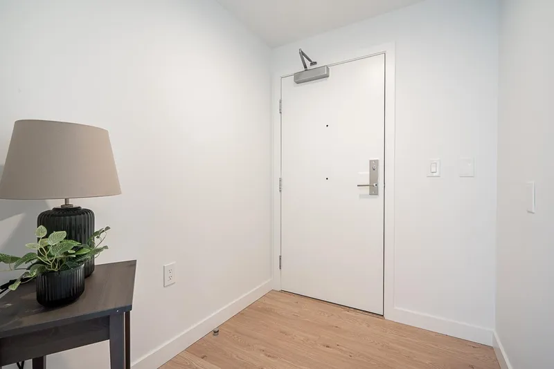 3110 2181 MADISON AVENUE - photo 4 of 25