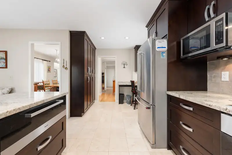 2137 KIRKSTONE PLACE - photo 4 of 40