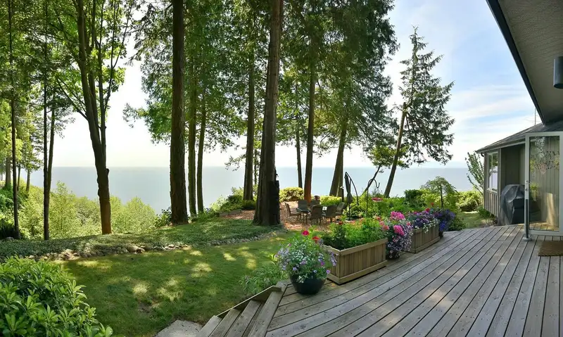 7647 EUREKA PLACE - photo 1 of 38