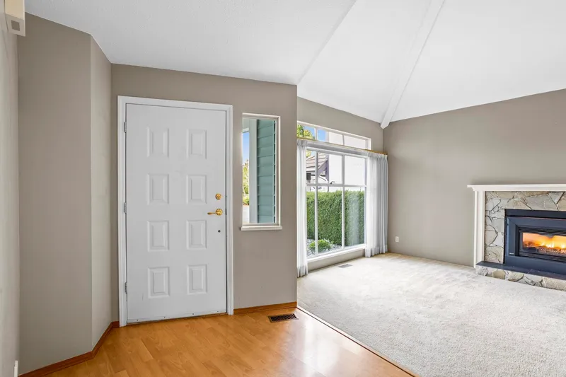 2770 GOLDSTREAM CRESCENT - photo 3 of 25