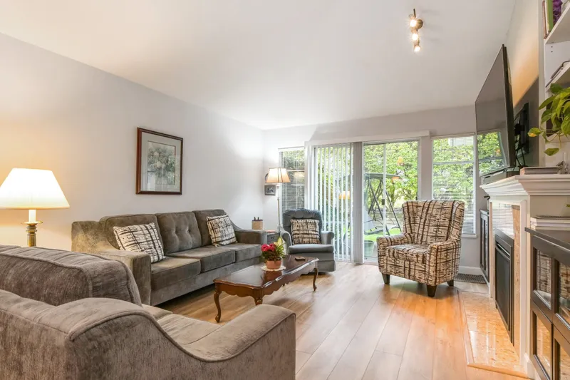 35 21138 88 AVENUE - photo 4 of 25