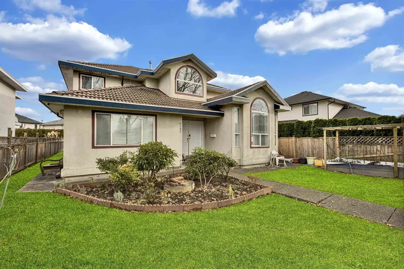 6122 168 STREET - photo 1 of 25