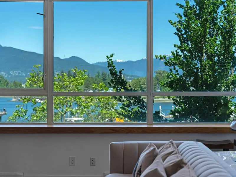 L302 1550 COAL HARBOUR QUAY - photo 4 of 35