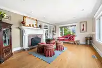 4396 LOCARNO CRESCENT - thumbnail 5