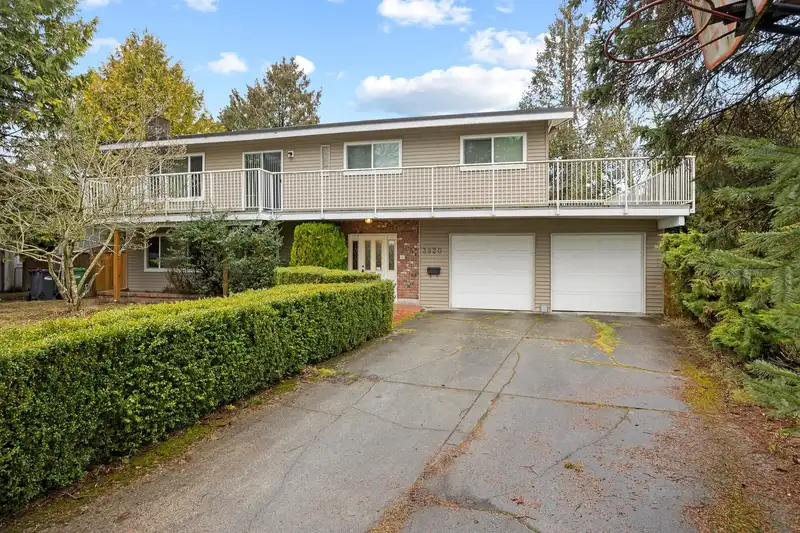 3820 SPRINGTHORNE CRESCENT - photo 1 of 23