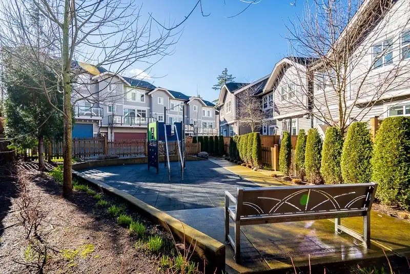 25 10488 124 STREET - photo 3 of 38