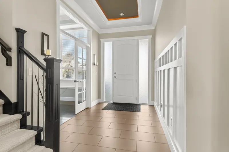 14786 57A AVENUE - photo 3 of 25