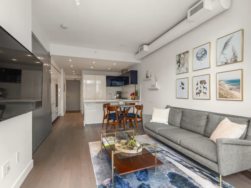 510 108 E 1ST AVENUE - photo 4 of 25