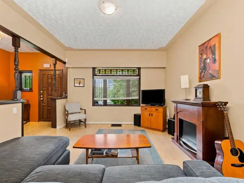 3606 CAROLINA STREET - photo 3 of 24