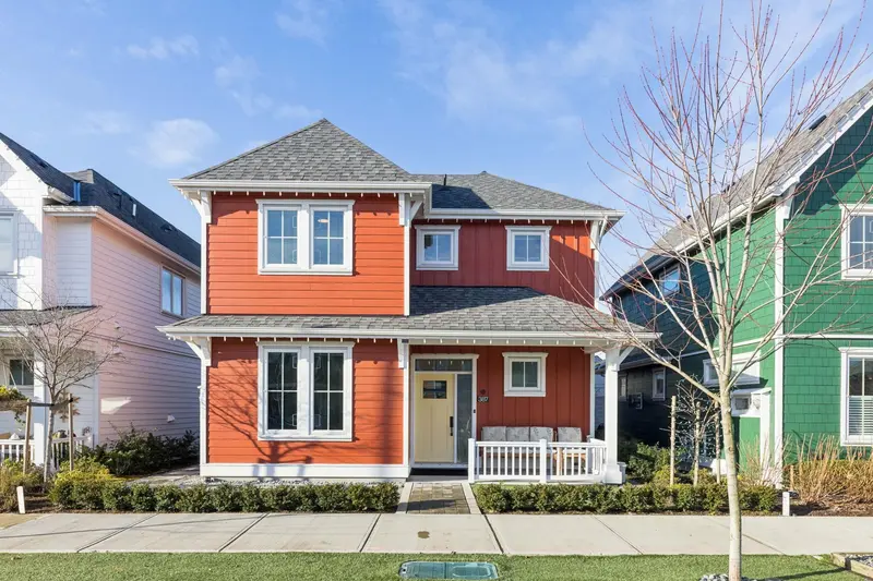 387 RIDGE STREET - photo 1 of 25