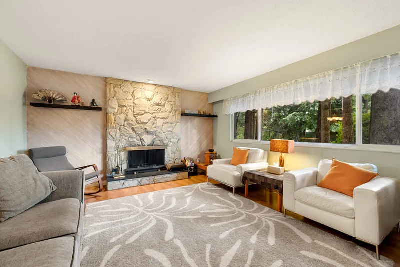 11134 LYON ROAD - photo 3 of 25