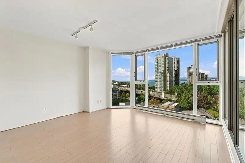 1007 888 PACIFIC STREET - photo 4 of 32